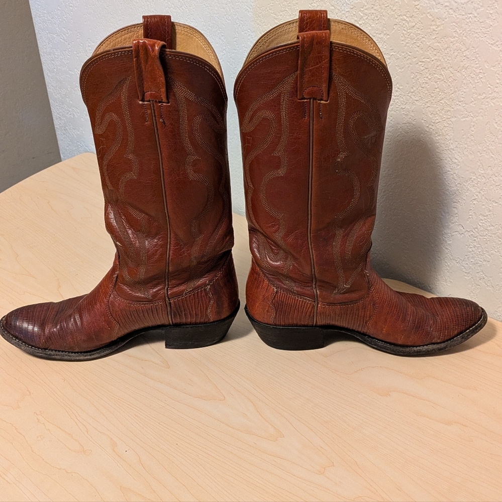 Nocona Brown Cowboy Western Boots with Decorative Stitching - Picture 6 of 10